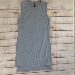 Betsy Johnson long gray shirt, small